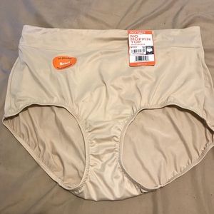 2X Warner’s No Muffin Top Brief